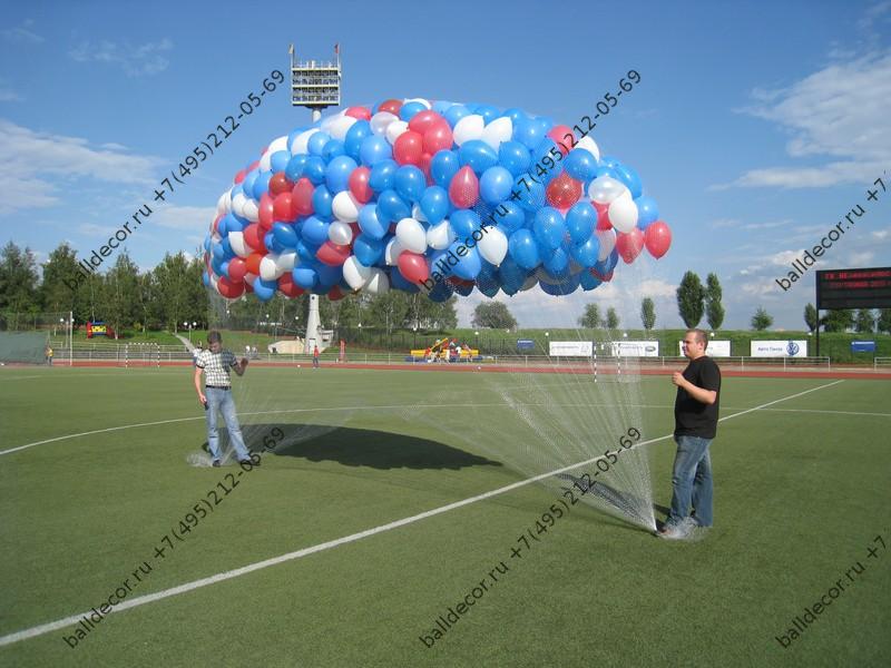 Запуск воздушных шаров на стадионе Янтарь - BallDecor